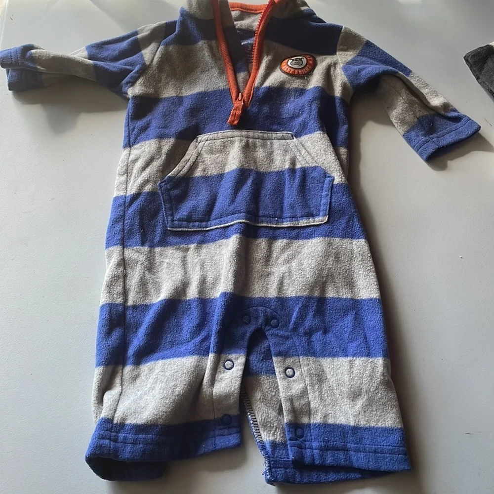 Carter’s fleece onesies set a 4, sizes 2 3 month, 1 6 month and 1 18 month